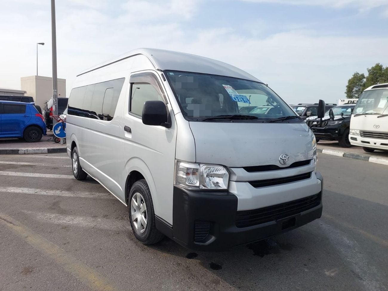 Toyota Hiace (RAMADAN OFFER) TOYOTA HIACE VAN RHD 2015 MODEL 3.0 L DIESEL AUTOMATIC(PM16503)