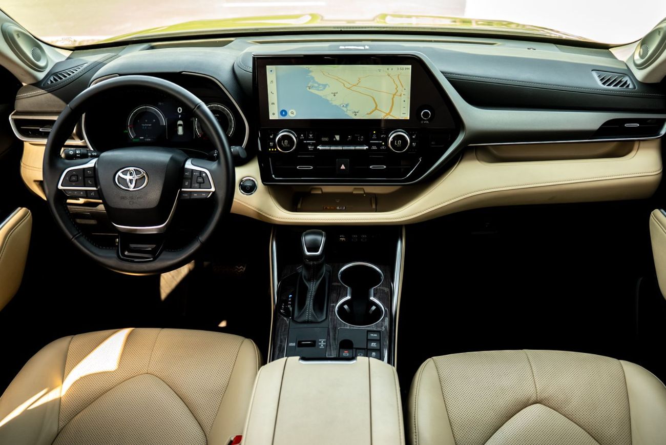 Toyota Highlander VXR 2.5L Hybrid 2023 Agency Warranty Full Service History GCC