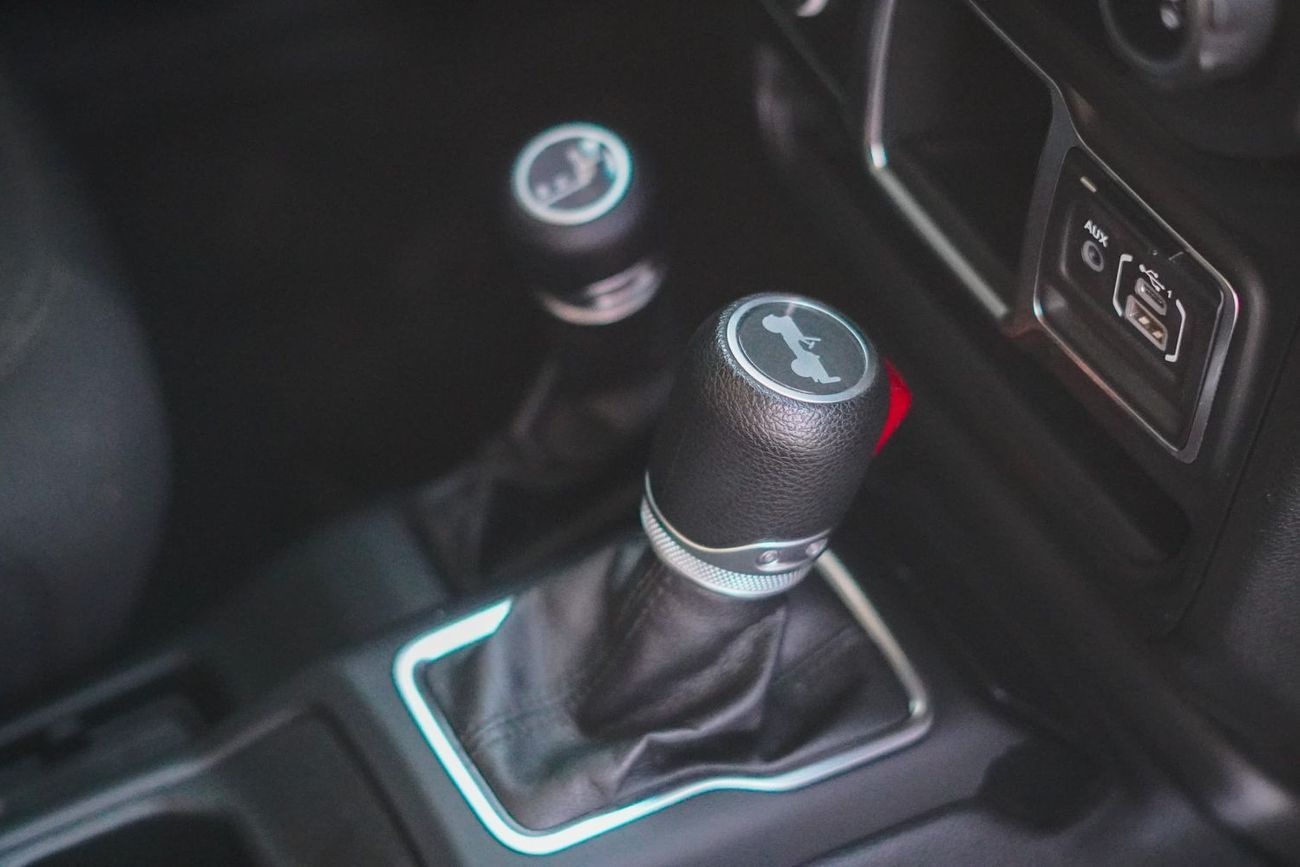 جيب رانجلر Willys Wheeler 3.6L A/T (2 Door)