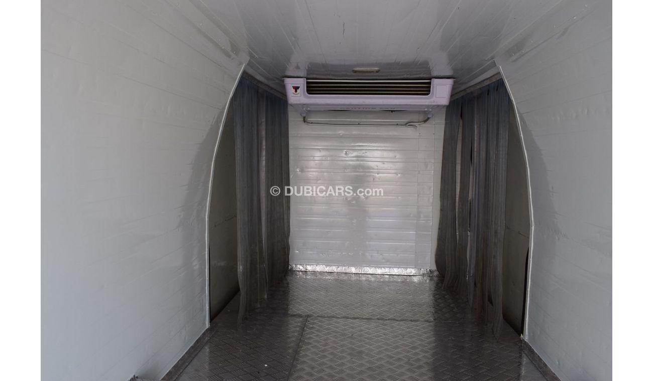 Toyota Hiace GLS -High Roof  Panal Van Toyota Hiace Highroof Chiller Van, Model:2022. Excellent condition