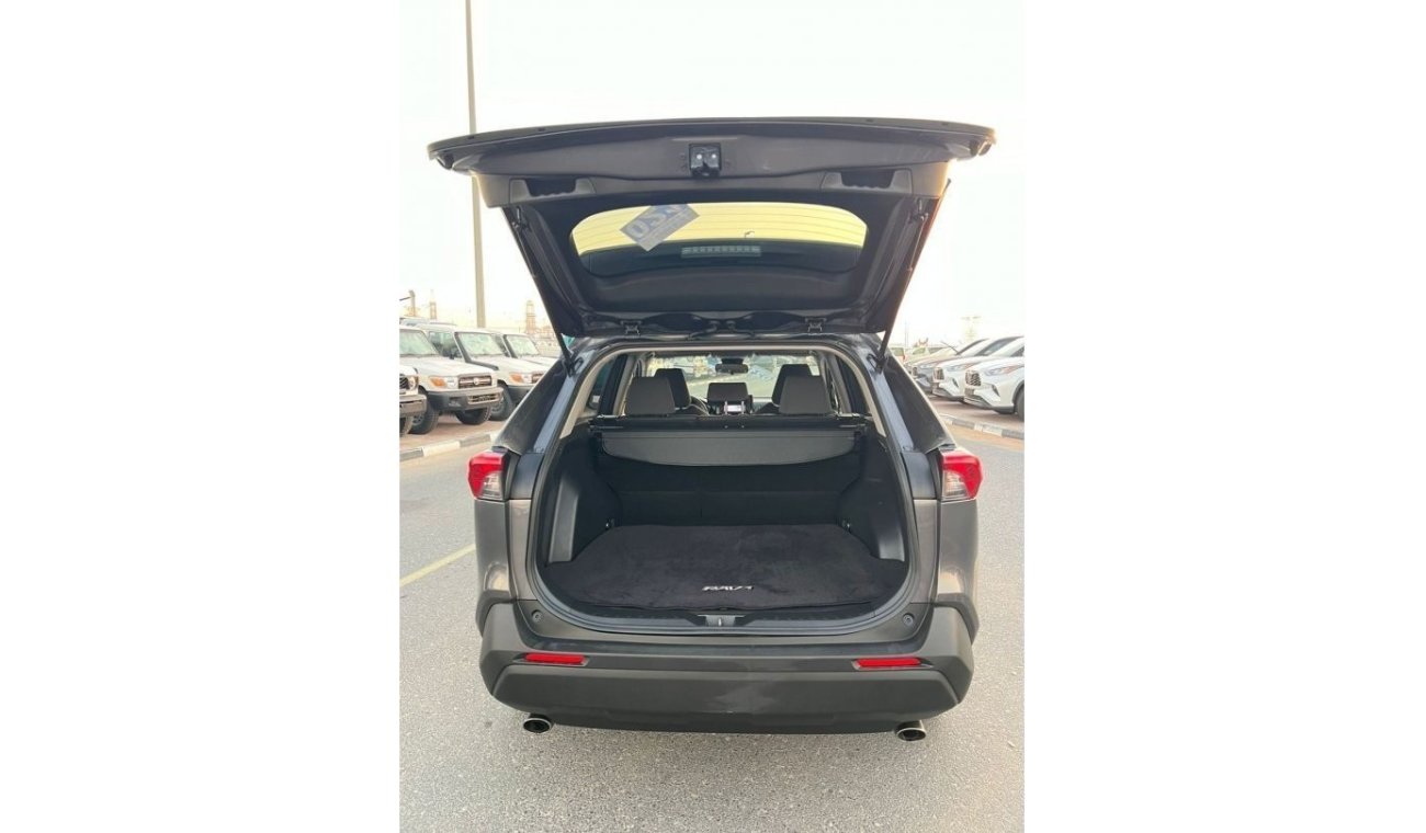 تويوتا راف ٤ 2019 Toyota Rav4 XLE // SUNROOF // 2.5L V4 / UAE PASS