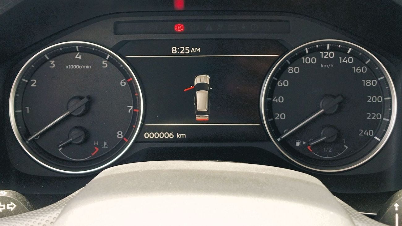 ميتسوبيشي آوتلاندر M Line 2.5L Petrol FWD 2026YM