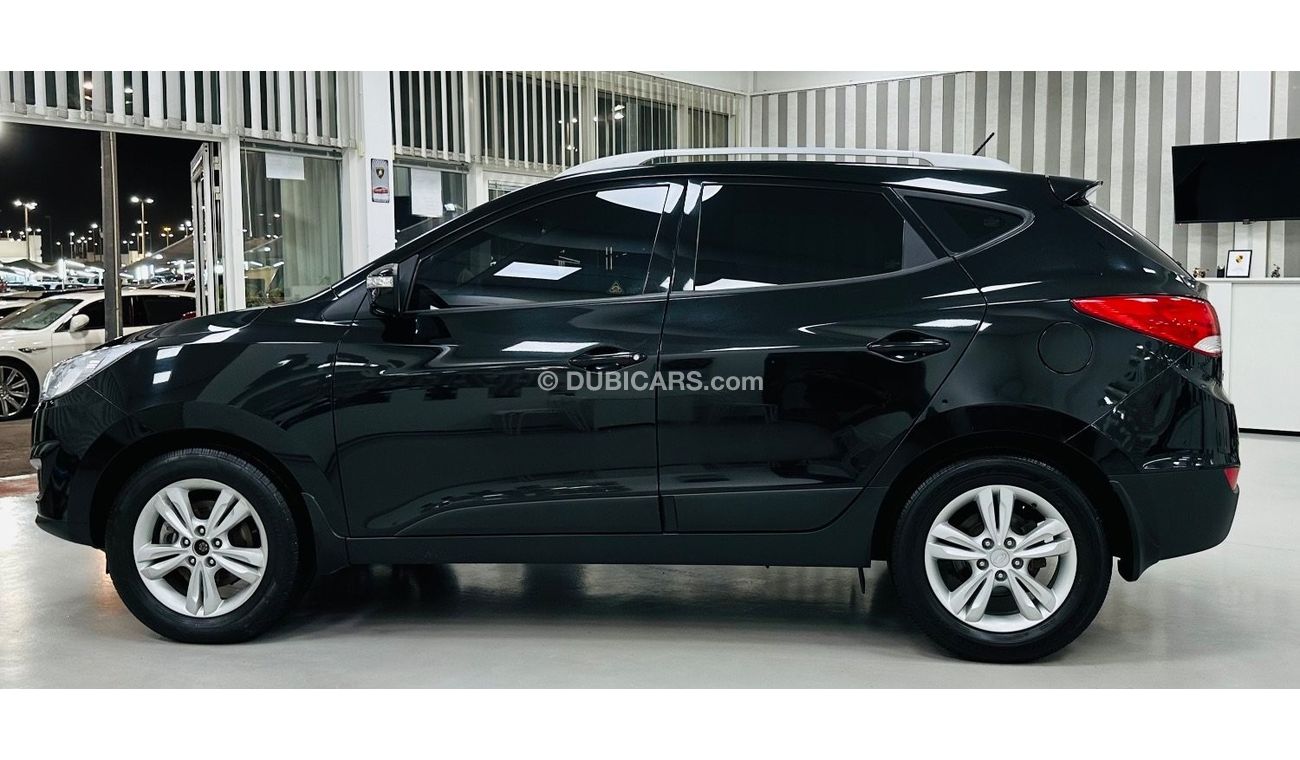 هيونداي توسون GCC .. Good condition .. 4Cyl .. GL .. 2,0 L