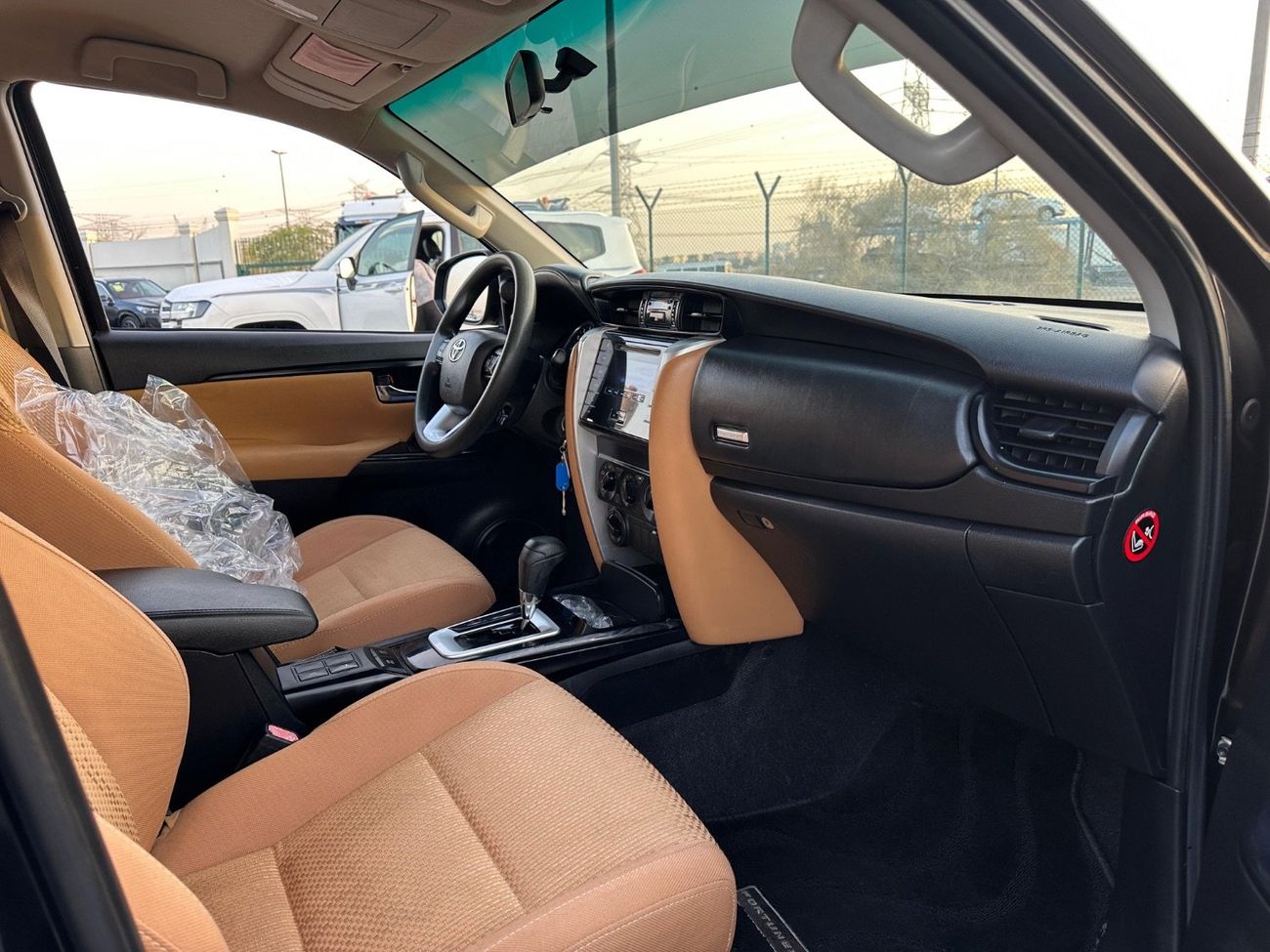 Toyota Fortuner EXR 2.7L (164 HP)