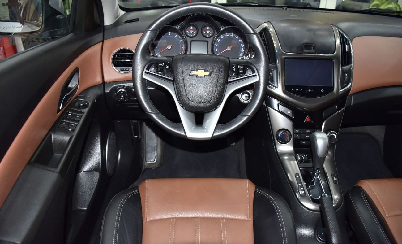 Chevrolet Cruze LT EXCELLENT DEAL for our Chevrolet Cruze LT ( 2017 Model ) Silver Color GCC Specs