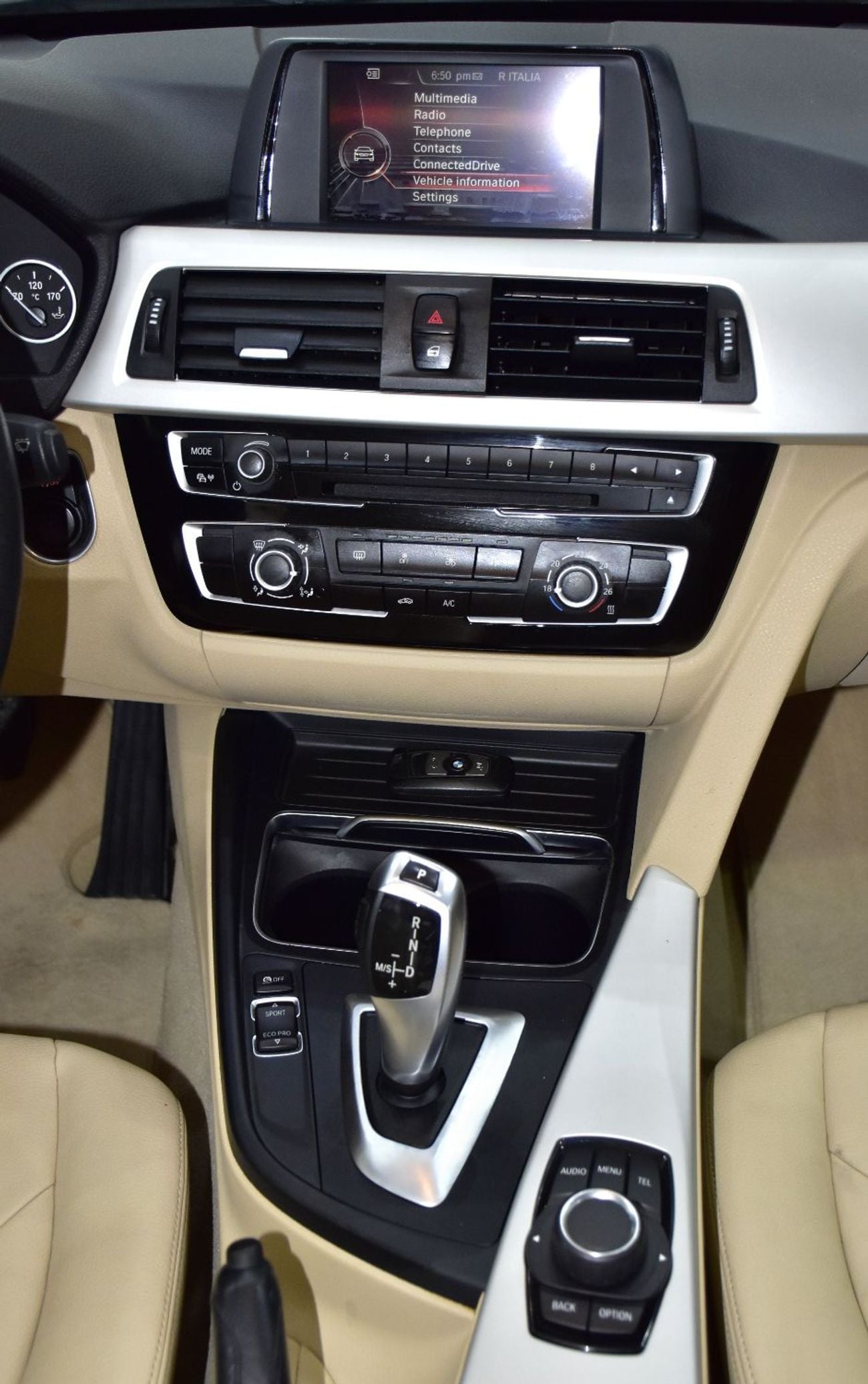 BMW 318i STD EXCELLENT DEAL for our BMW 318i ( 2016 Model ) in White Color GCC Specs