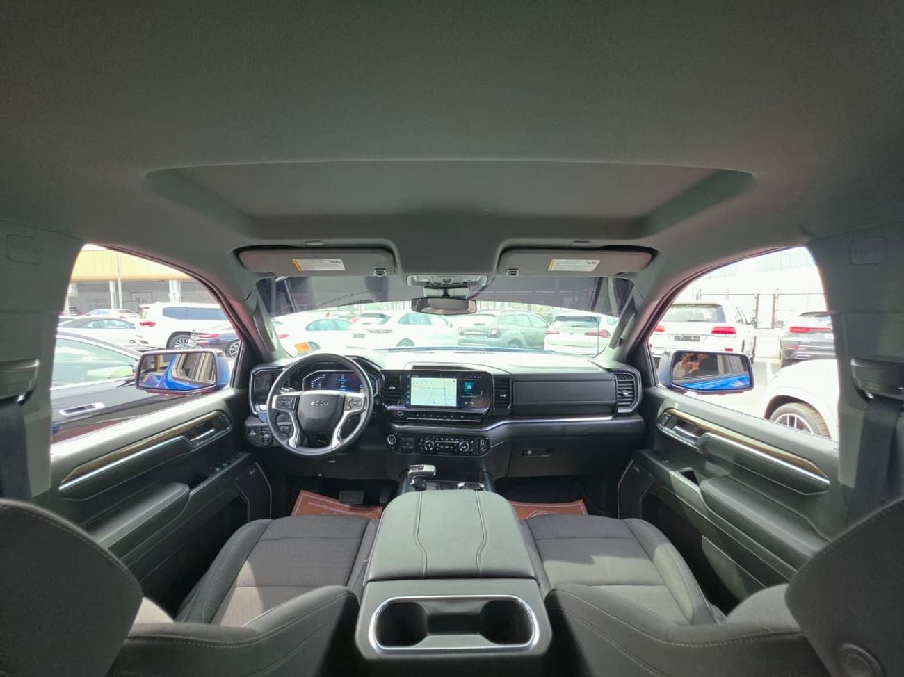 شيفروليه سيلفارادو 1500 RST 5.3 V8 LT