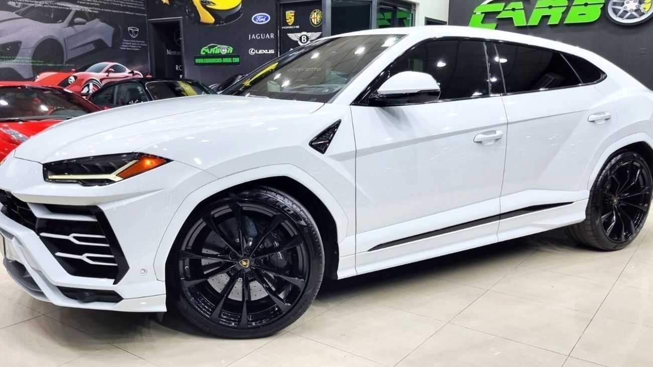 Lamborghini Urus Std LAMBORGHINI URUS 2020 IN PERFECT CONDITION ( CLEAN TITLE ) FOR 675K AED