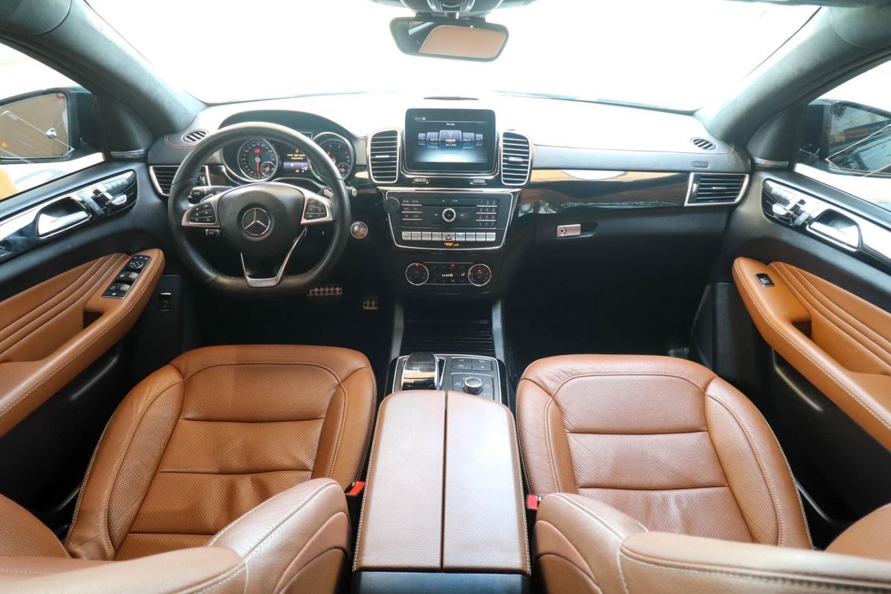 مرسيدس بنز GLE 43 AMG C292