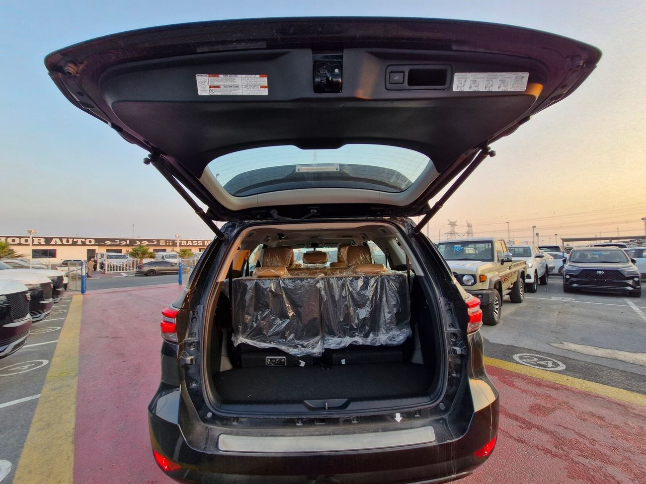 تويوتا فورتونر Toy. Fortuner 4x4 4.0L Pet - V6- A/T - 24YM – FULL