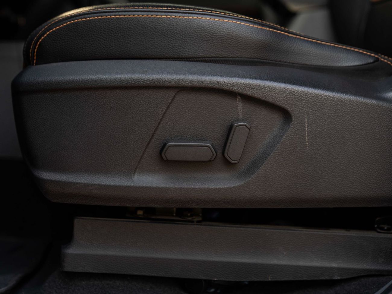 فورد رانجر AED 1,258 • RANGER WILDTRAK • 3.2L TURBO DIESEL ENGINE • FULL SERVICE HISTORY • PRISTINE CONDITION