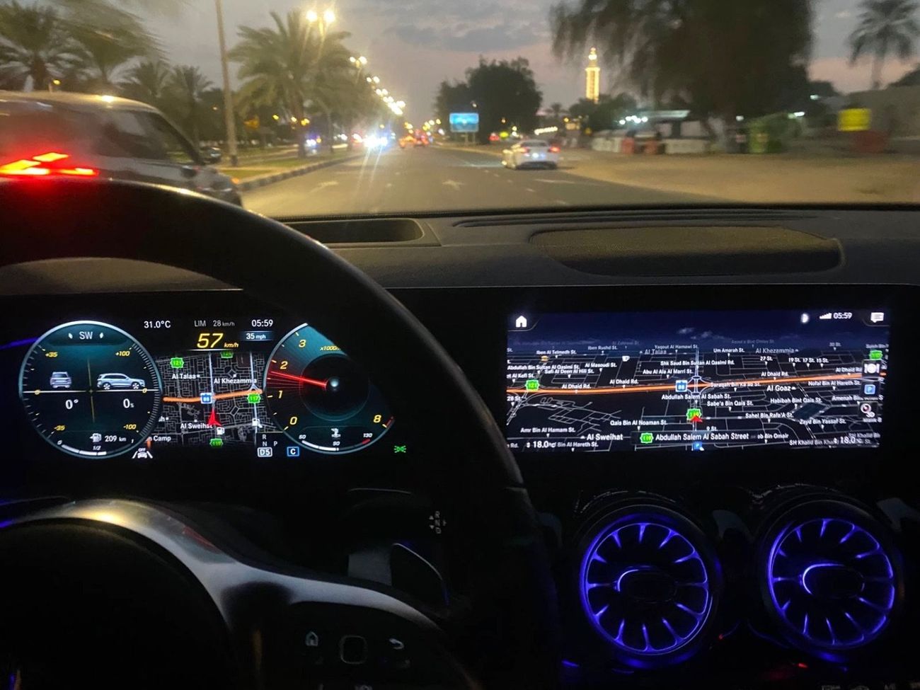 مرسيدس بنز GLB 250