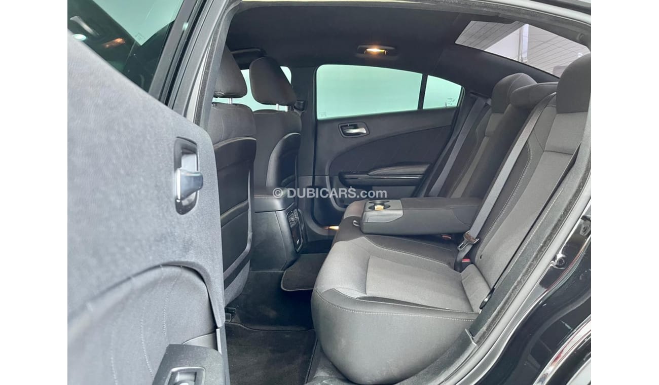 دودج تشارجر SXT 2018 Dodge Charger SE, Full Service History, Warranty, GCC