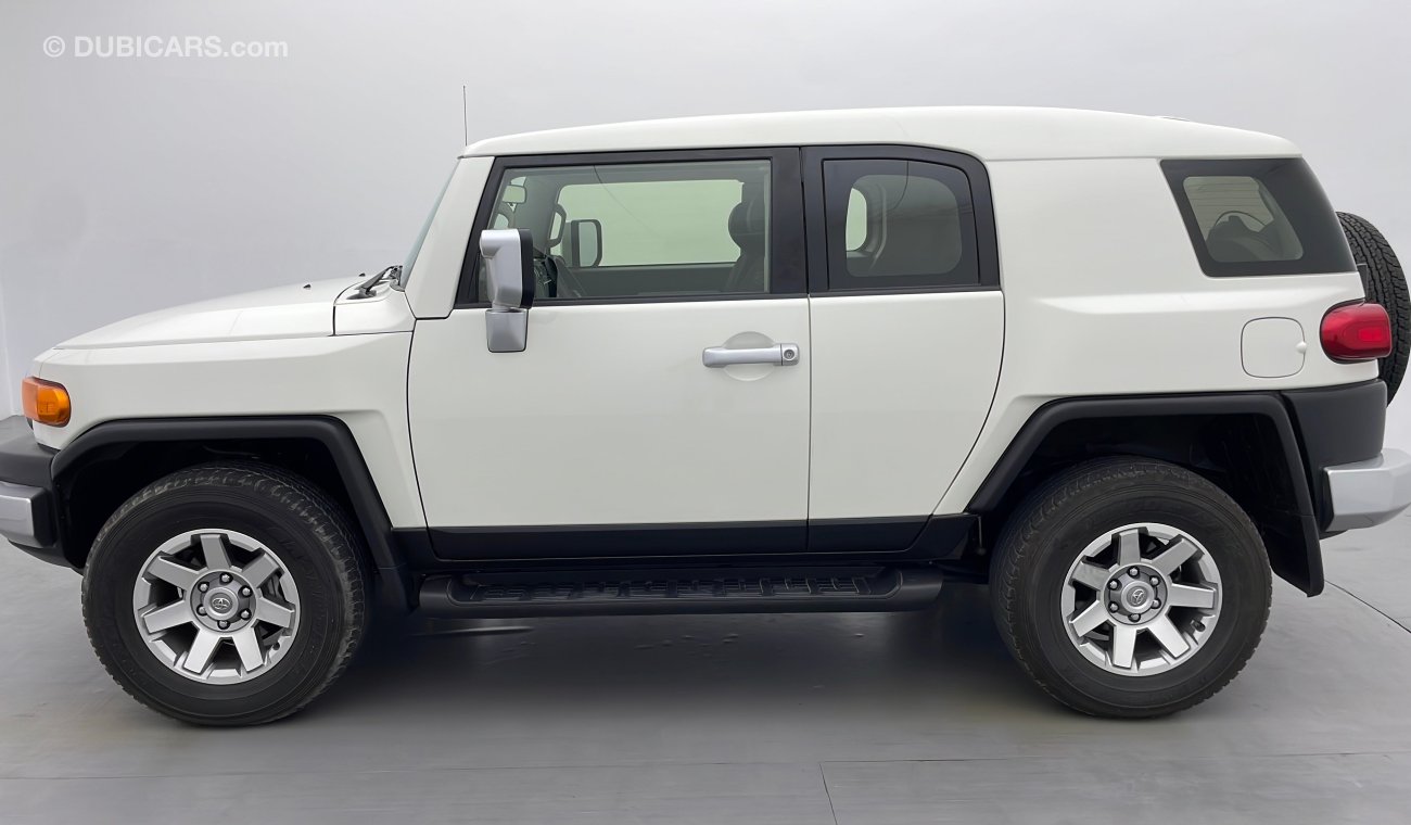 Toyota FJ Cruiser GXR 4 | Under Warranty | Inspected on 150+ parameters