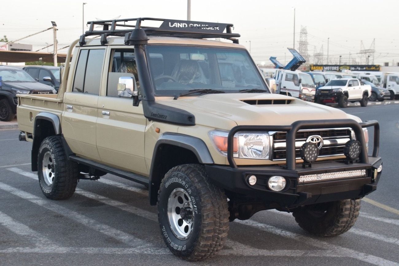 تويوتا لاند كروزر بيك آب Double Cabin 4.5L
