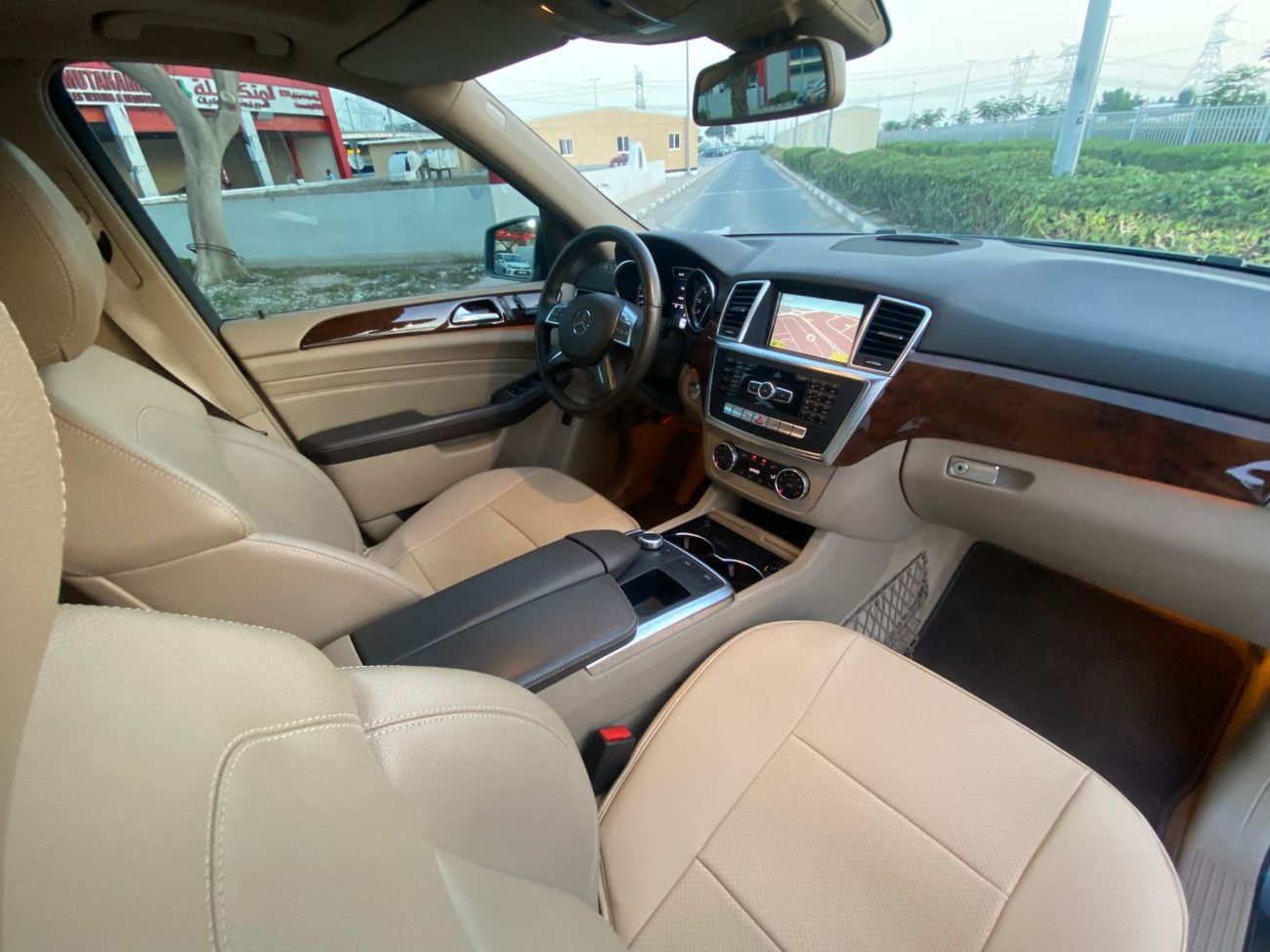 Mercedes-Benz ML 350 4MATIC BODY KIT AMG