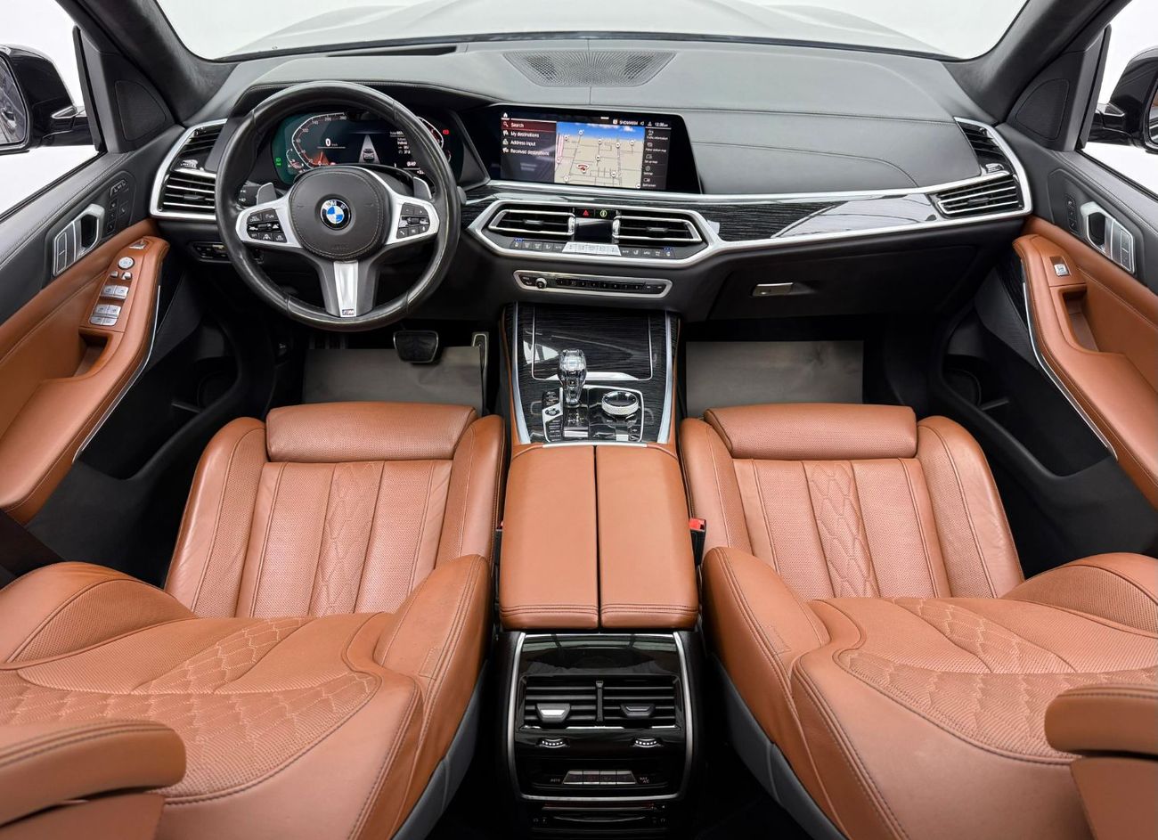 بي أم دبليو X7 40i 3.0L 2022 BMW X7 xDrive40i M-Sport, 2026 BMW Warranty, Full BMW Service History, 7 Seater, GCC