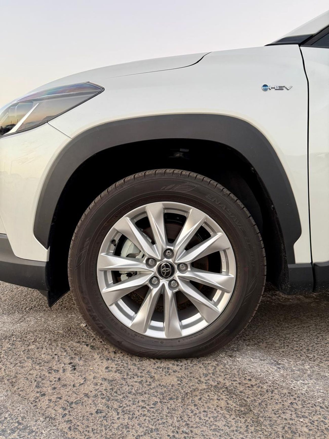 تويوتا كورولا كروس Toyota Corolla Cross Hybrid 2.0L