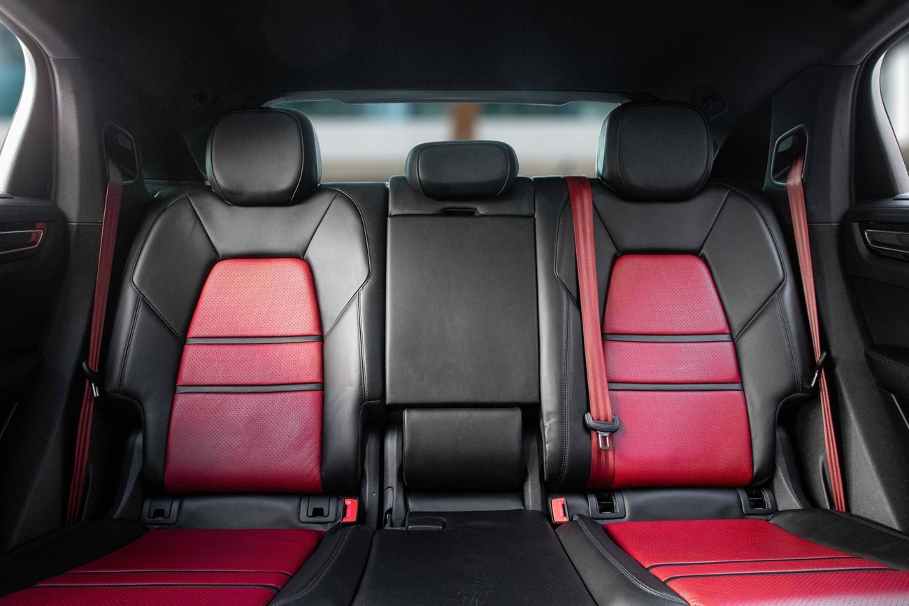 بورش كايان Cayenne S Coupe | 5,288 P.M | 0% Downpayment | LOW KMS!