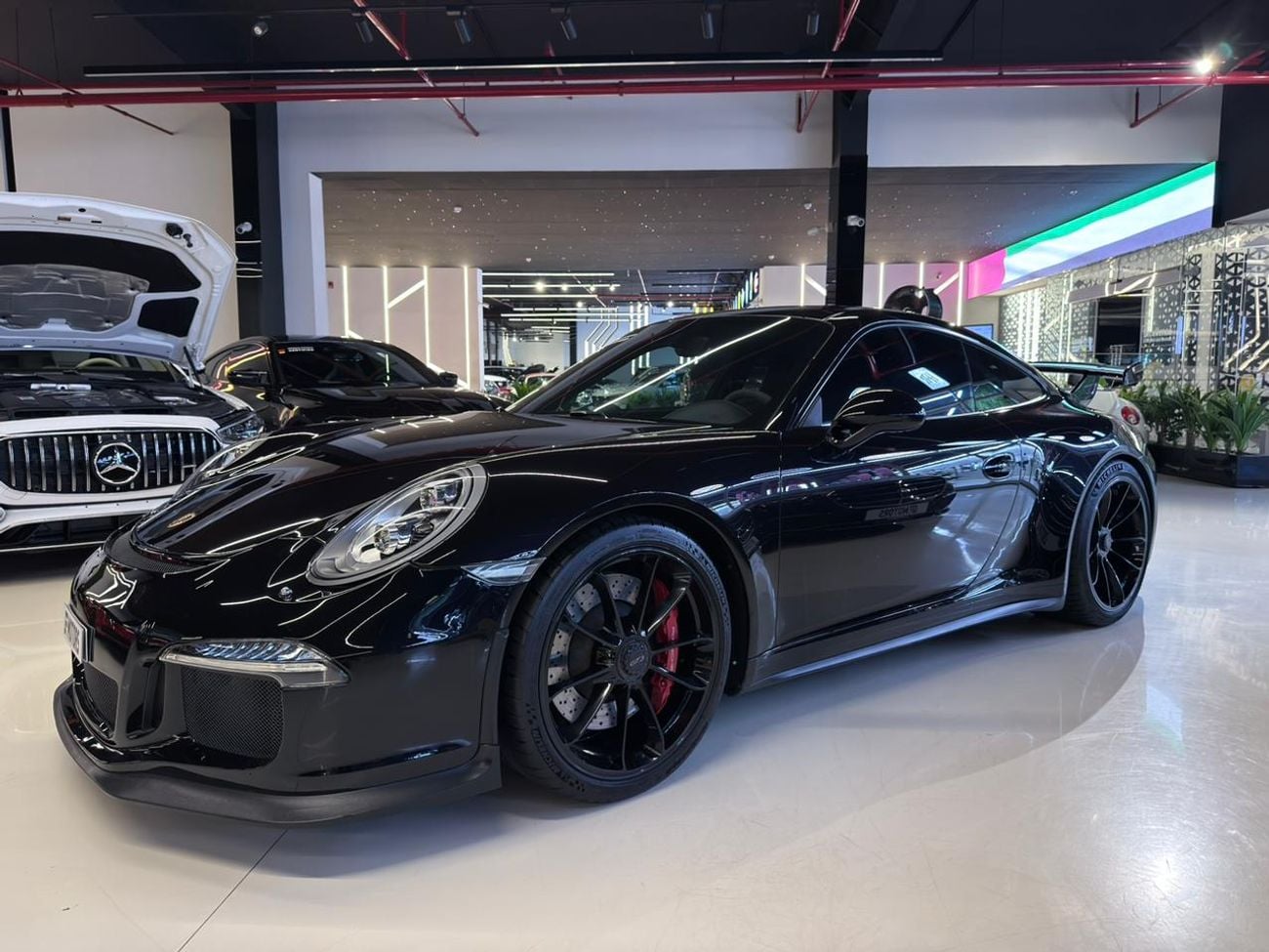 Porsche 911 GT3 3.8L (475 HP) Coupe 2016 Porsche 911 GT3 - GCC Specs - Dealer Warranty Till 11/26 - Full Service