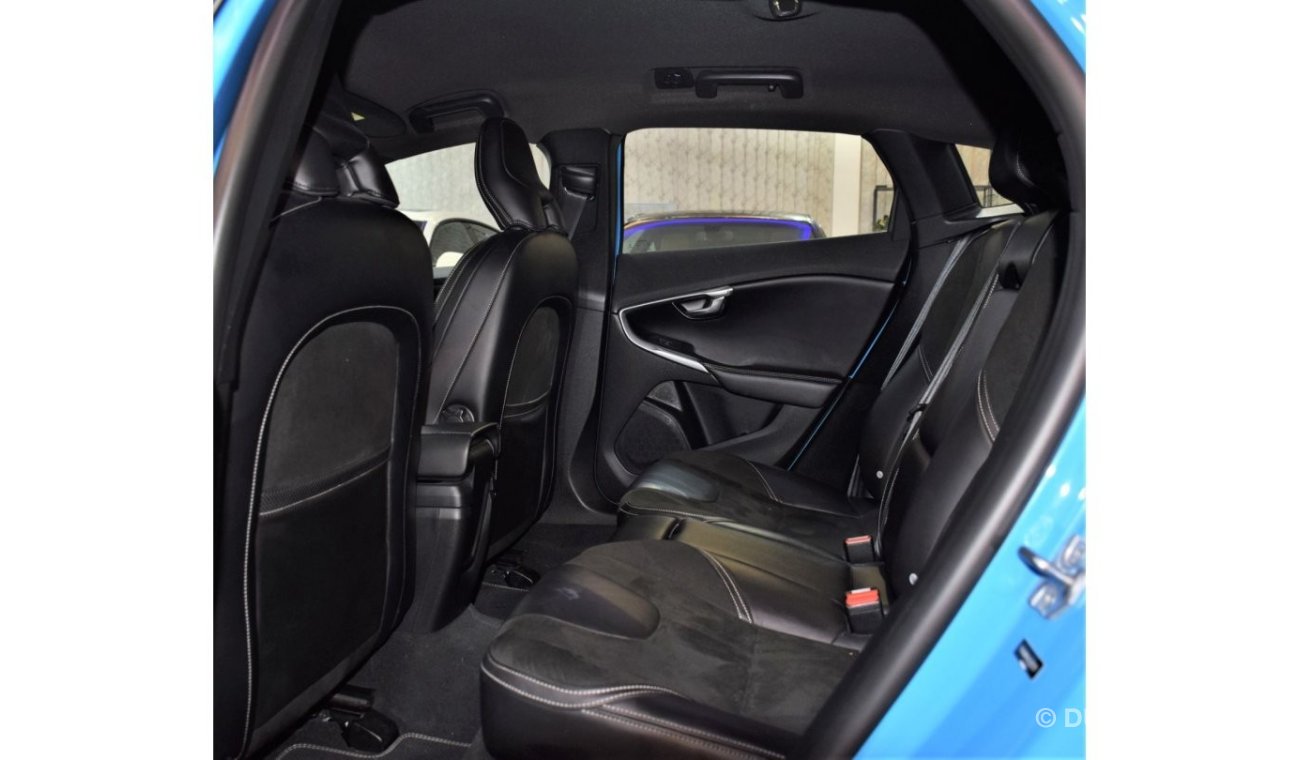 فولفو V40 Volvo V40 T5 R-Design ( 2016 Model! ) in Blue Color! GCC Specs