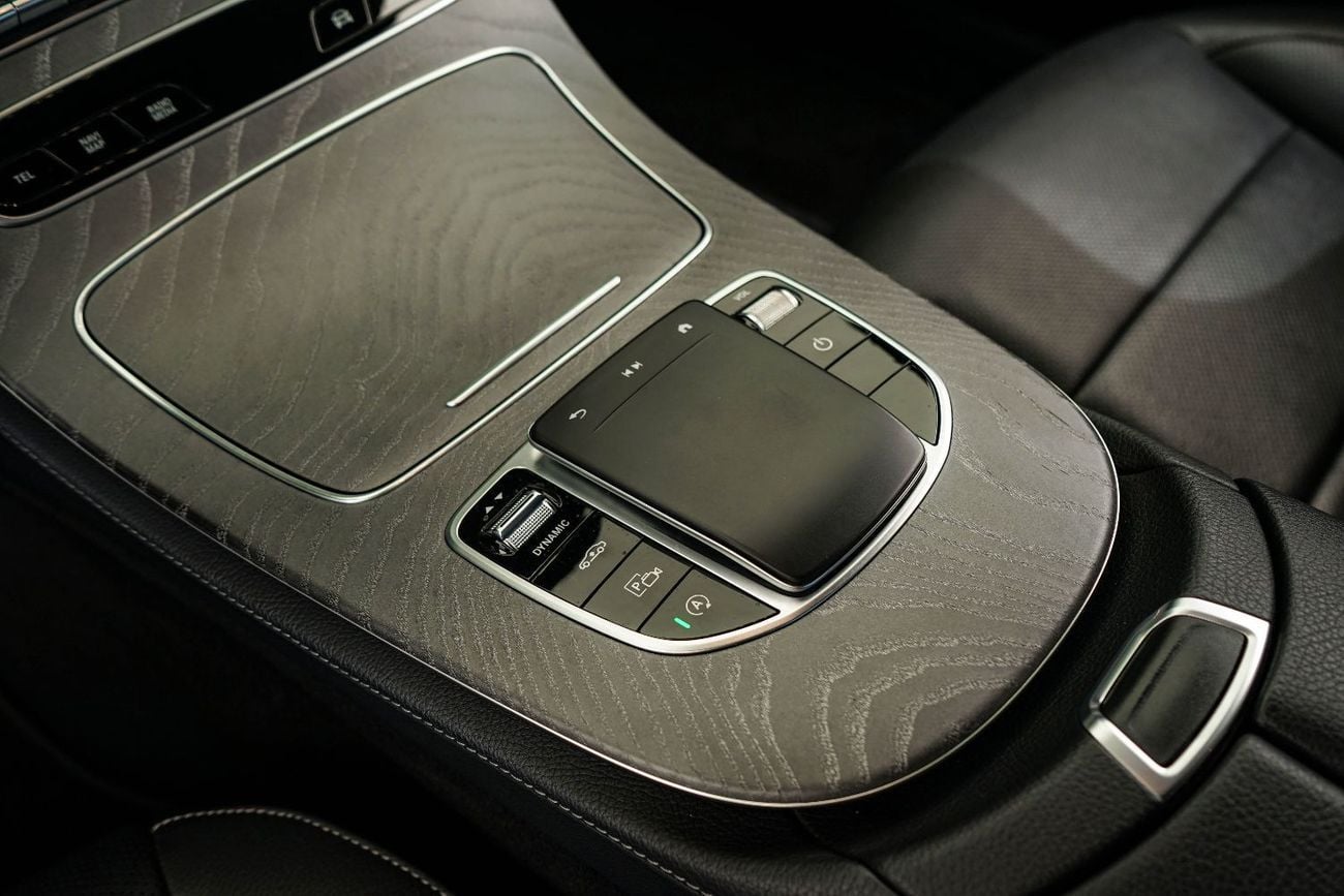 مرسيدس بنز E 350 Engine: 2.0L Turbocharged Inline-4 Engine (E350 AMG Dynamic spec commonly)
