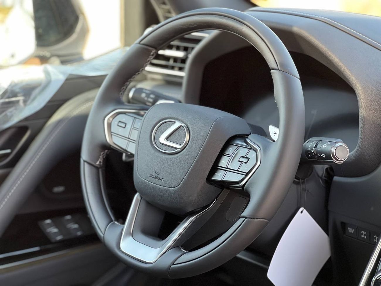 Lexus LX 600 OVER-TRAIL 3.5L PTR A/T // 2025 // FULL OPTION WITH OFF ROAD TYRE , RADAR , HEAD UP DISPLAY // SPECI