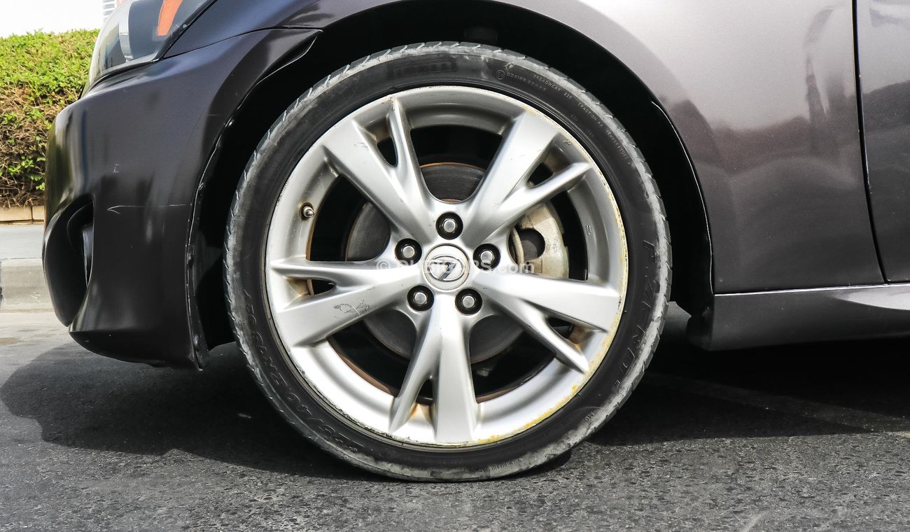 Lexus IS250