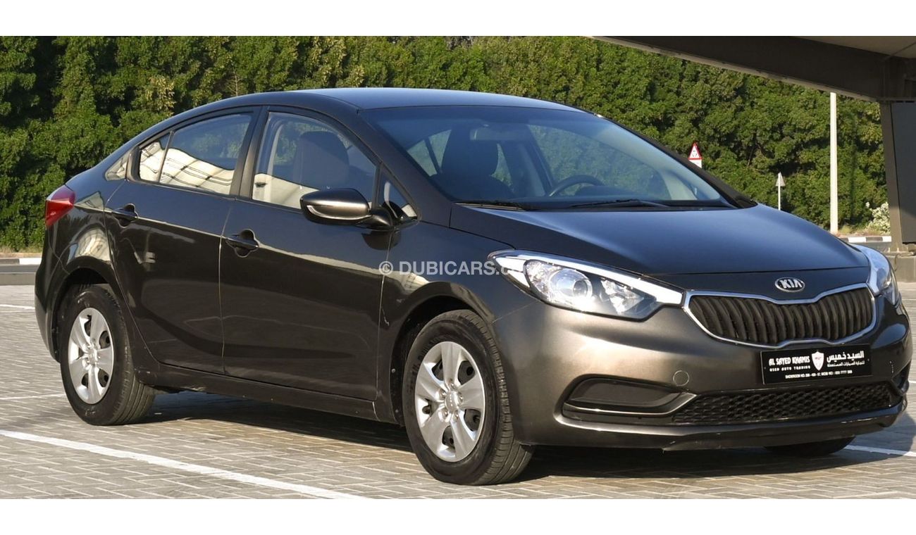 كيا سيراتو خليجي بحالة ممتازة بدون حوادث 1.6