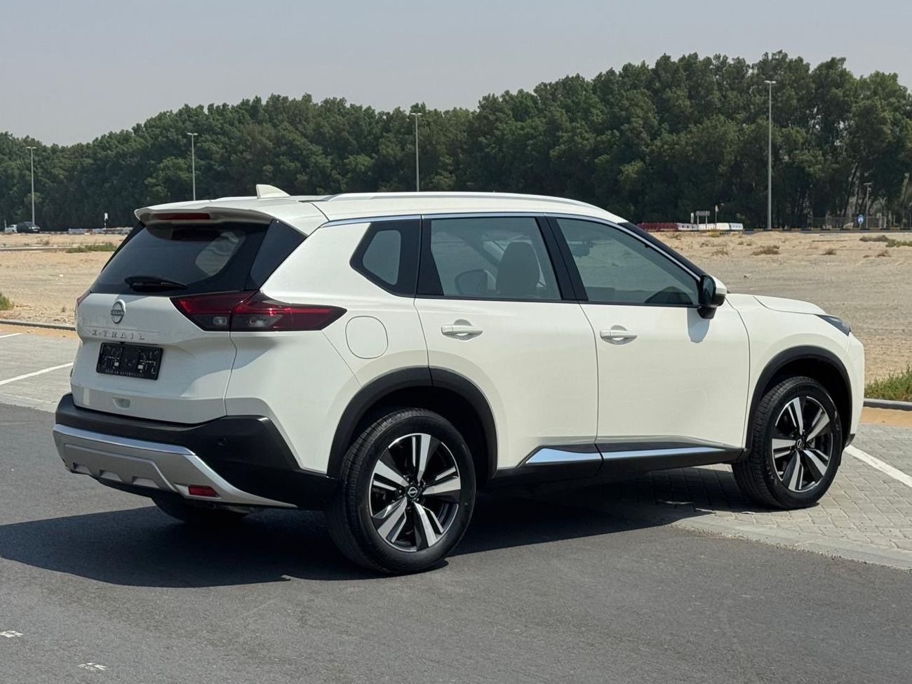 نيسان إكس تريل 2023 X-TRAIL SL 2.5L GCC Full Options 7 seats