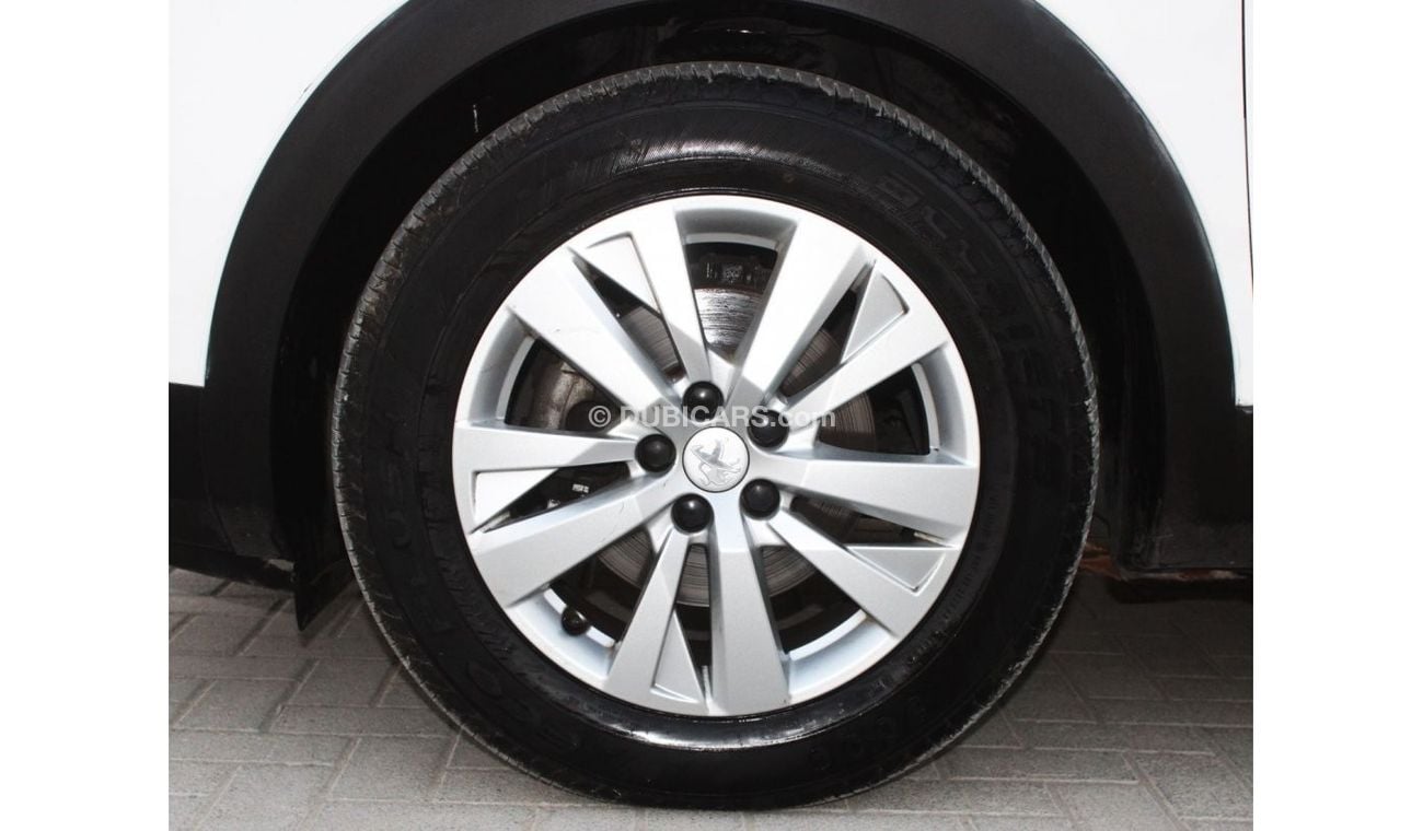 Peugeot 3008 Active Peugeot 3008 GCC 2020 in excellent condition