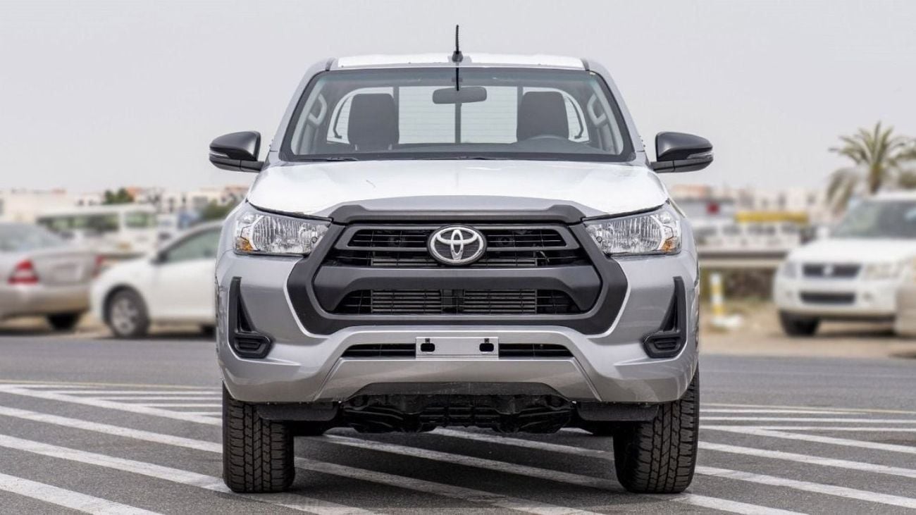 Toyota Hilux GL Toyota Hilux 2.4 Manual Mid Option 2025