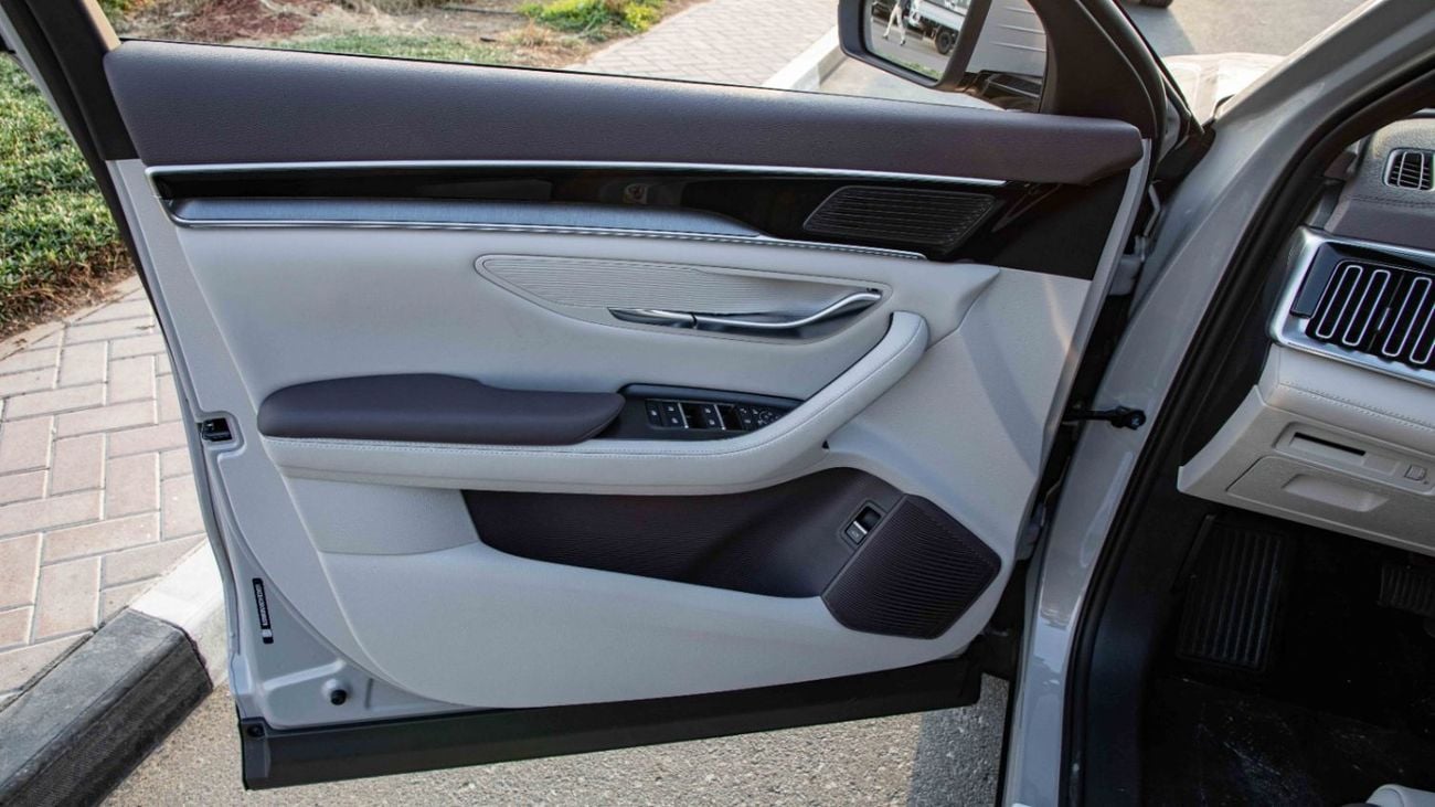 بي واي دي سونغ بلس EV 520KM LUXURY EDITION | 2025 | Ready Stock Limited QTY | For Local