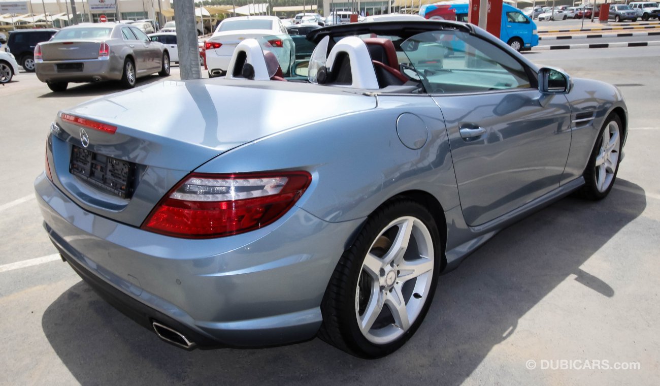 Mercedes-Benz SLK 200