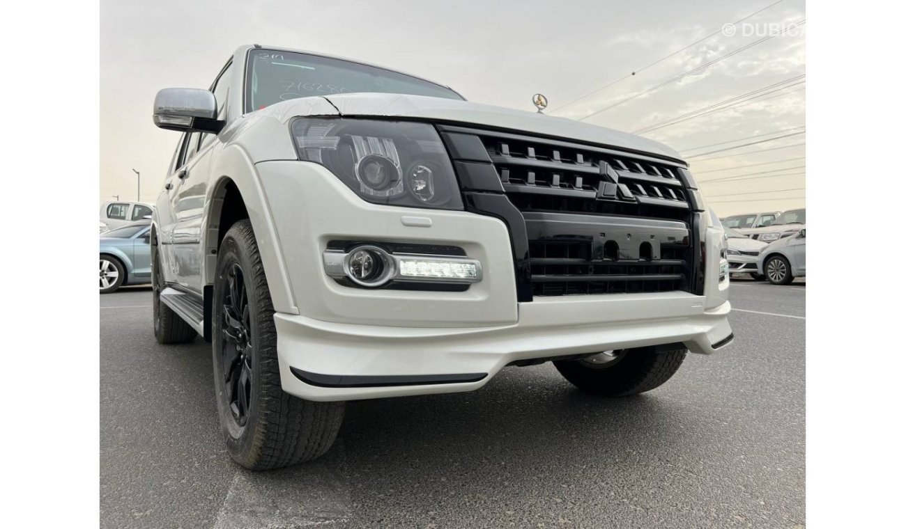 Mitsubishi Pajero GLS