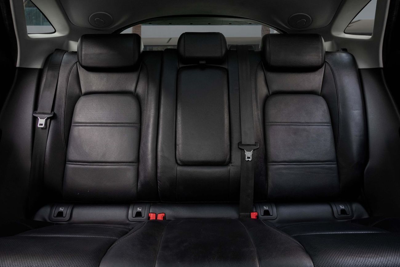 جاكوار E Pace SE | 1,704 P.M | 0% Downpayment | Panoramic Roof | Low Km!