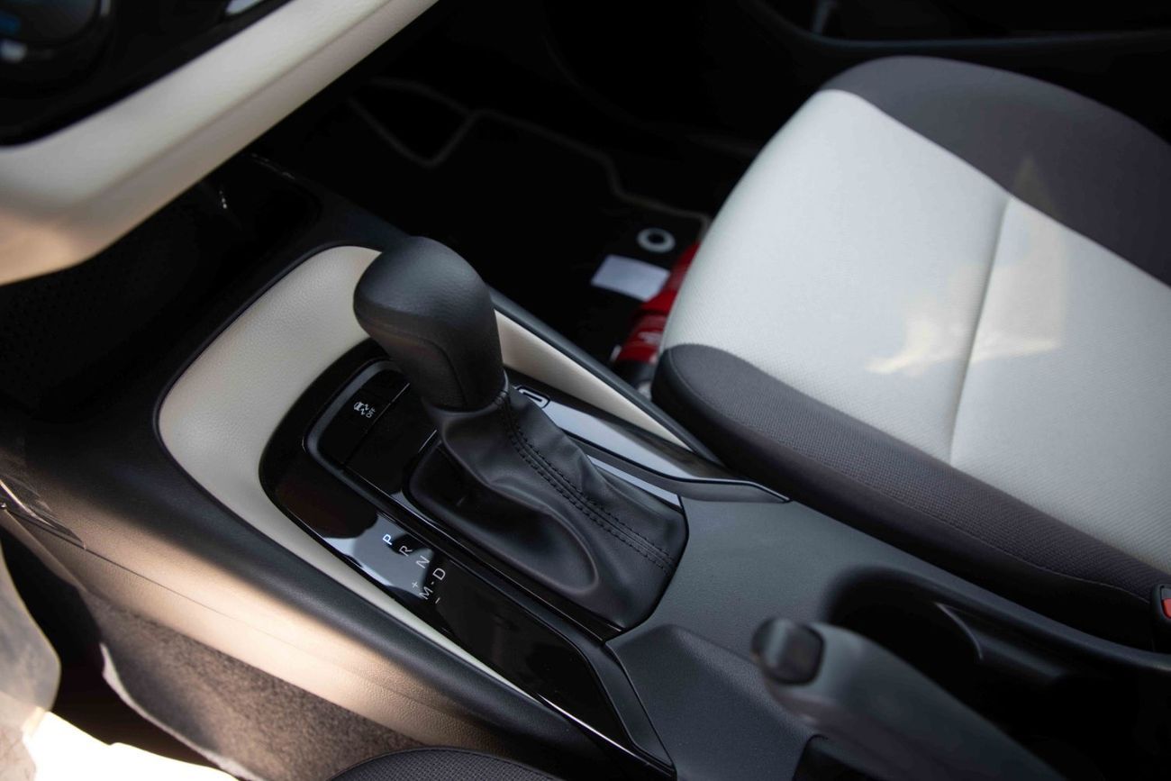 تويوتا كورولا 2025 Toyota Corolla XLI 1.6 - White Inside Beige | Export Only