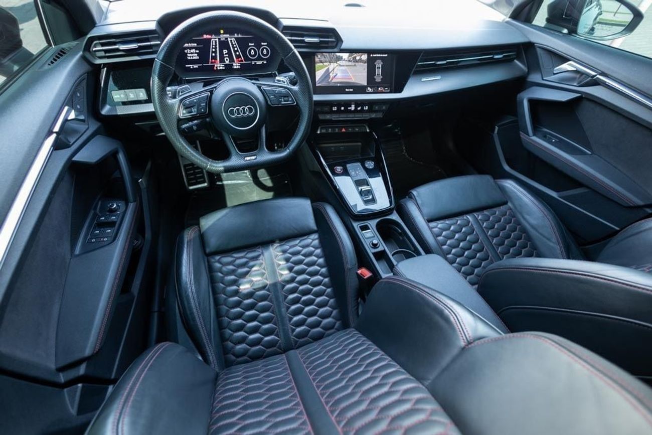 أودي RS3 TFSI quattro 2.5L Sedan Audi RS3 TFSI Quattro 2022 GCC under Warranty with Flexible Down-Payment.