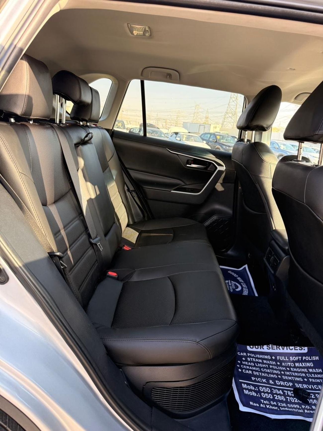 Toyota RAV4 Hybrid XLE 2.5L