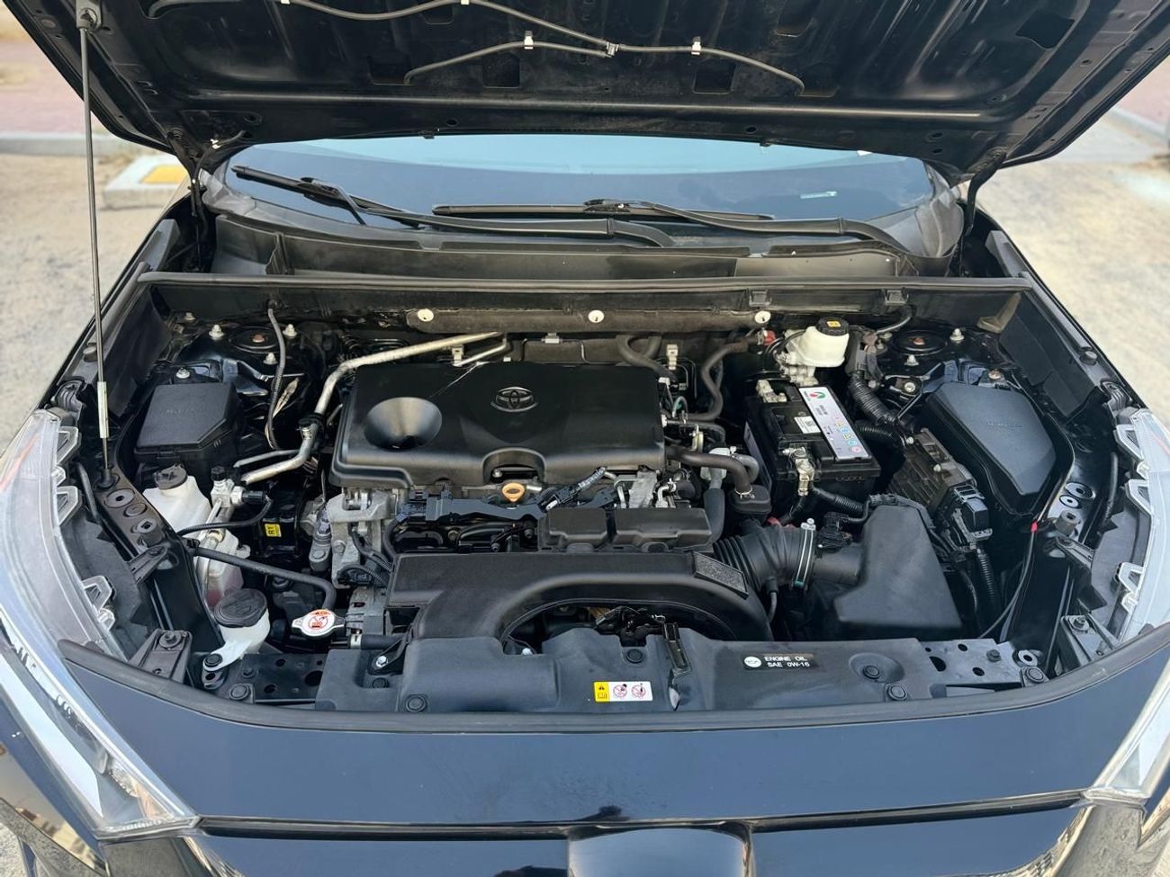 Toyota RAV4 XLE 2.4L FWD