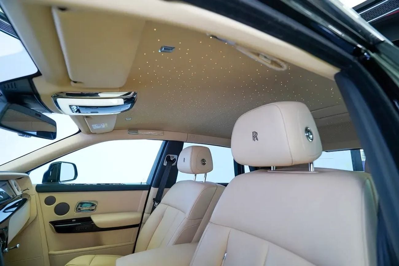 رولز رويس فانتوم SWB Std 6.8L