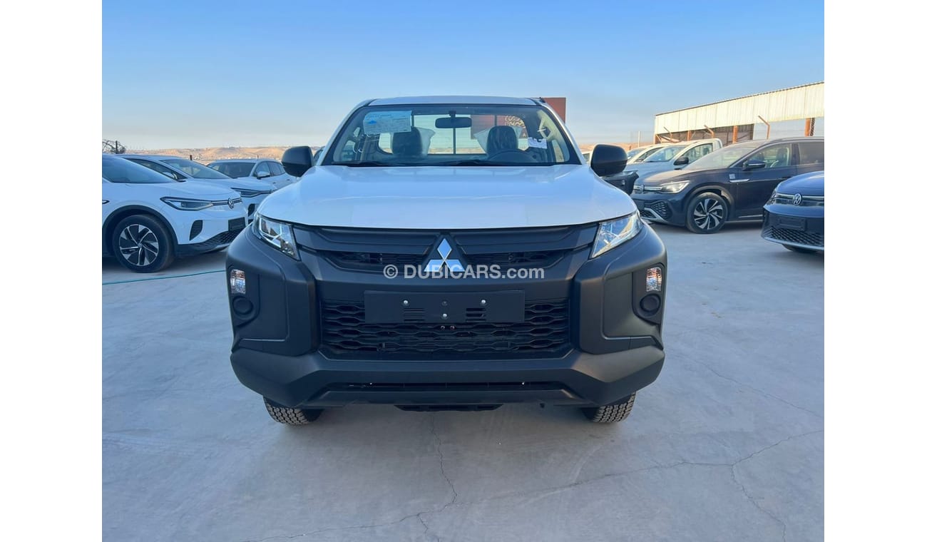 Mitsubishi L200 Mitsubishi Pickup L200 Single Cab GL 4WD 2.5L TURBO - DIESEL