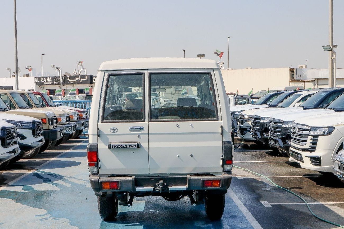 تويوتا لاند كروزر 70 Toyota Land Cruiser Hardtop 3-Door LC78 2.8L Diesel (2025 Model -