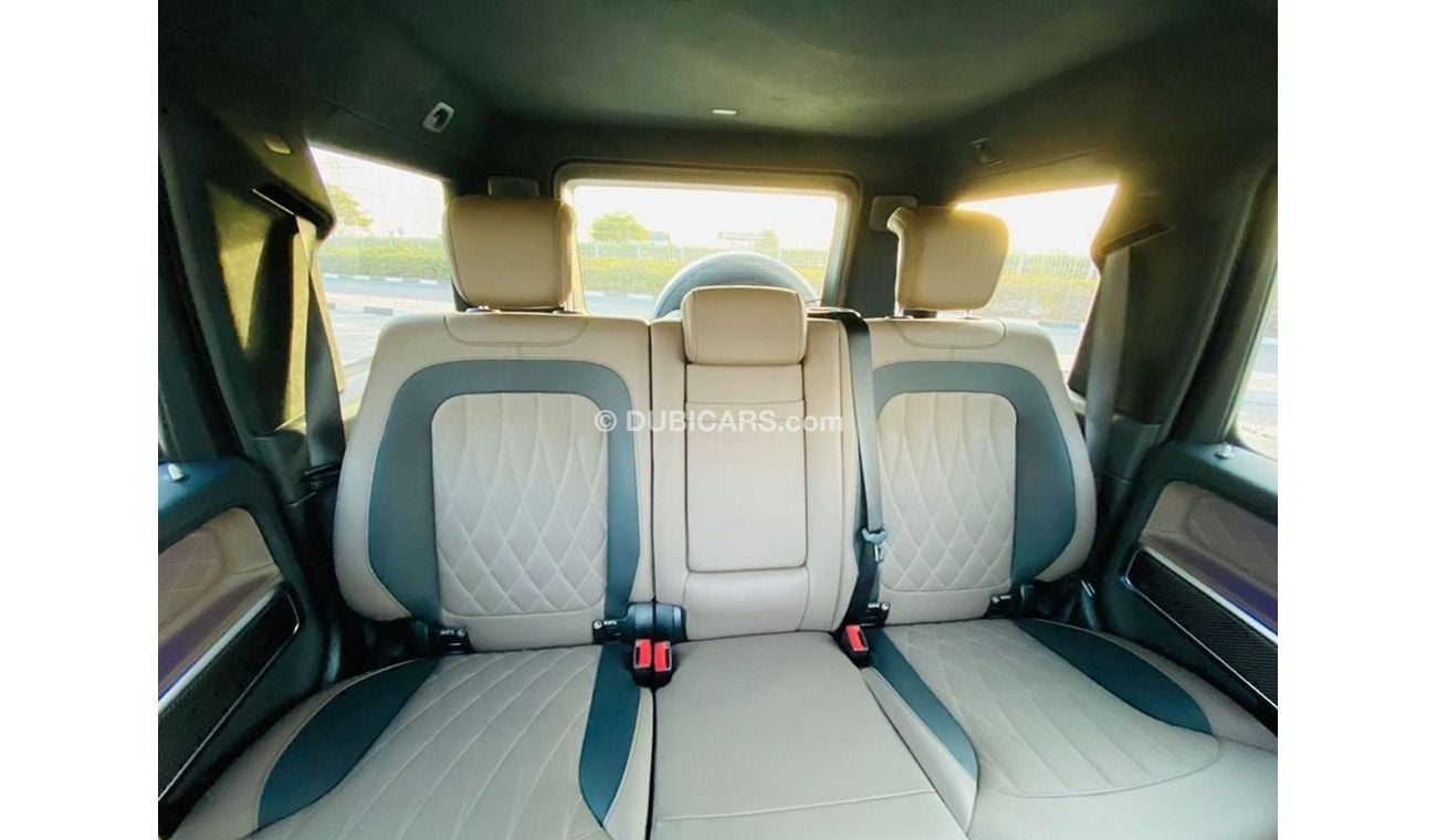 Mercedes-Benz G 63 AMG Rose Gold Gray