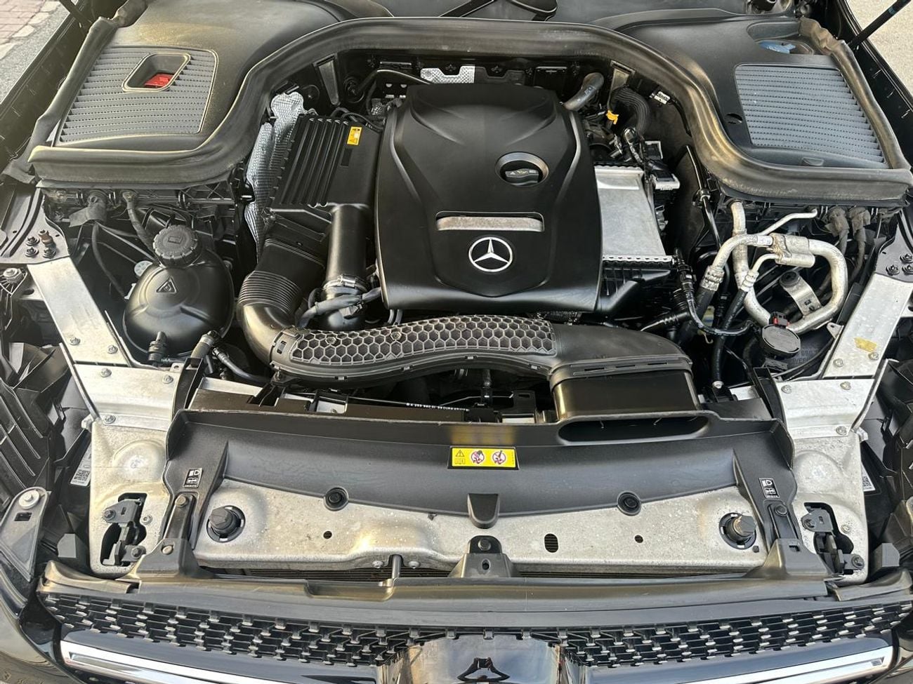 مرسيدس بنز GLC 250 Coupe AMG 2.0L