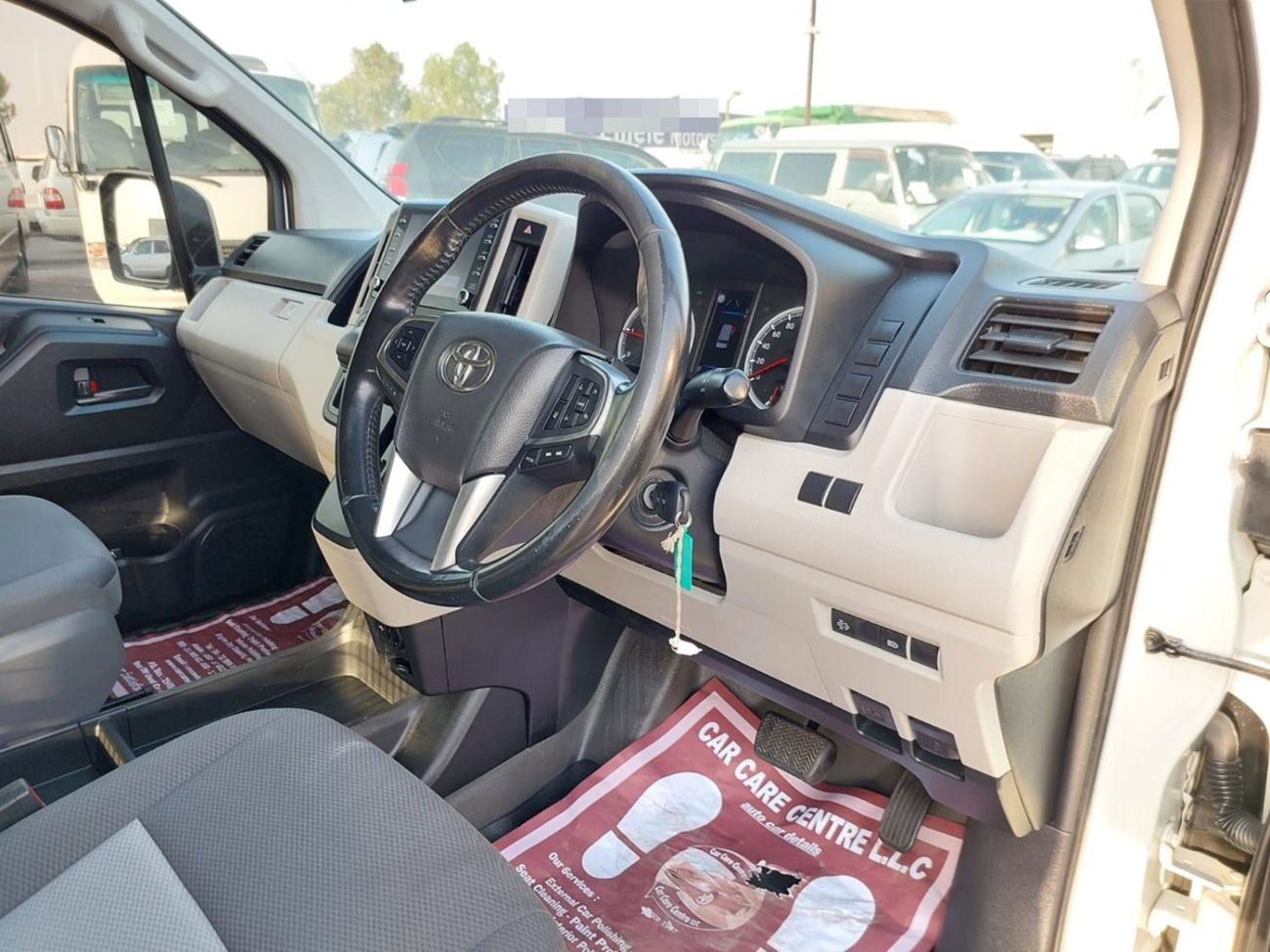 Toyota Hiace TOYOTA HIACE VAN RHD 2021 MODEL 2.8 L DIESEL AUTOMATIC(PM22720)