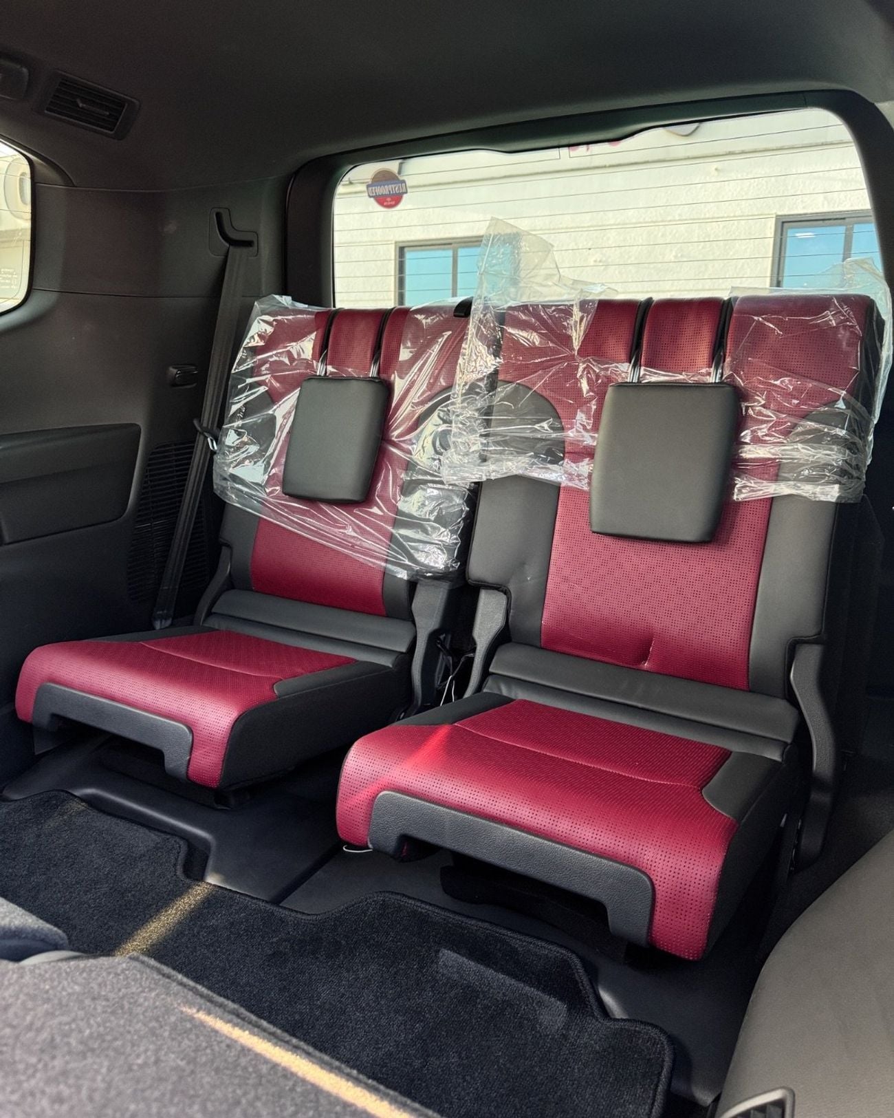 Toyota Land Cruiser VXR Toyota Land Cruiser VXR 2024 MODEL - GCC specs