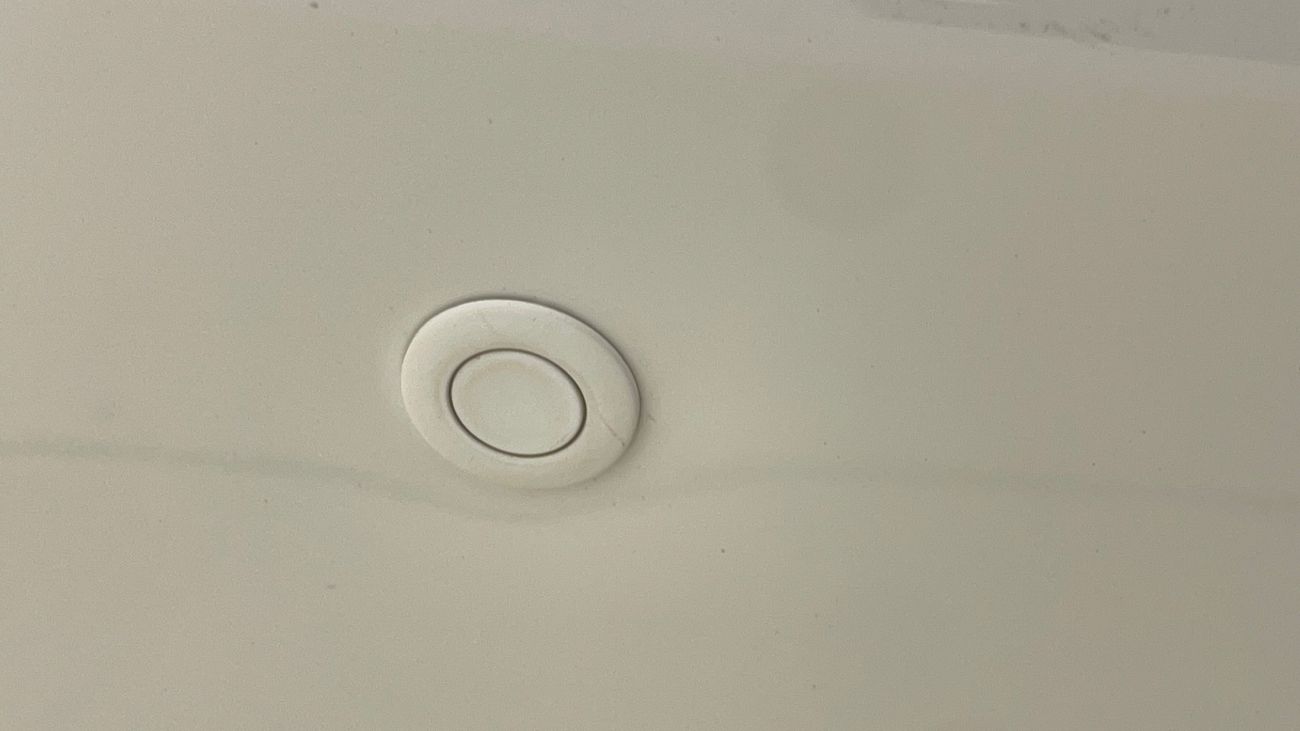 Nissan Sunny SV 1.5 | Zero Down Payment | Home Test Drive