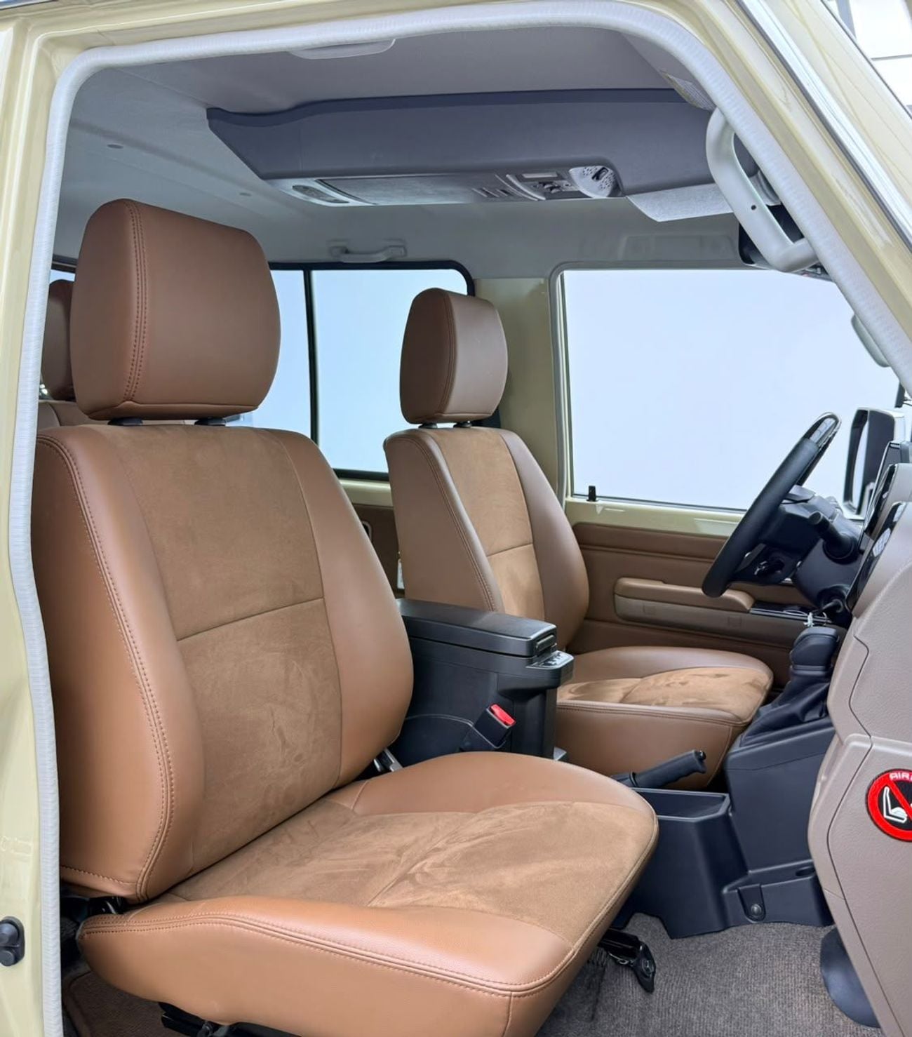 Toyota Land Cruiser 70 LC 78 40TH ANNIVERSARY 4.0L AT 2025 Toyota Land Cruiser 70 40th Anniversary, Warranty, Full Toyota Service History, GCC