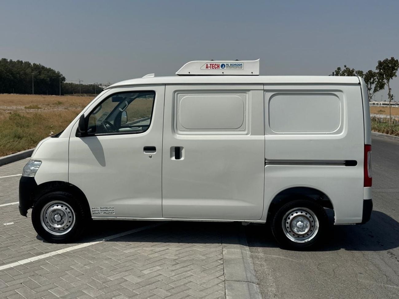 تويوتا لايت آيس STD Chiller van Toyota Liteace 2024 model GCC. Low milage
